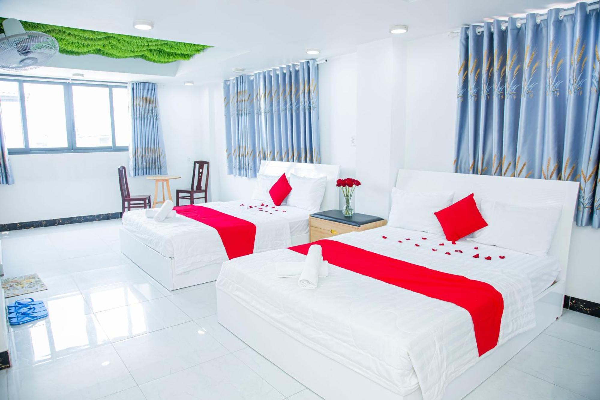 Khách sạn Gia Bảo Quận 7